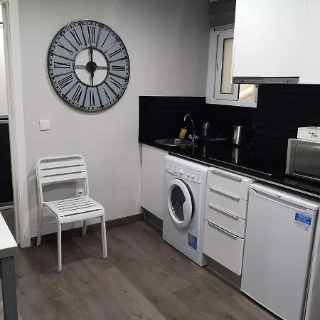 Aparteasy - Eixample Center Apartment Barcelona