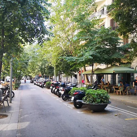 Aparteasy - Eixample Center Appartement *